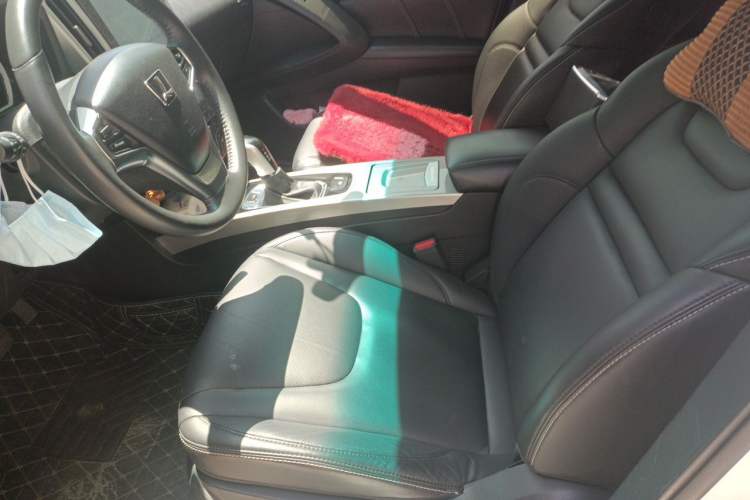 Used Luxgen U6 SUV 2018 1.8T Classic Sunroof Edition Left Front Seat