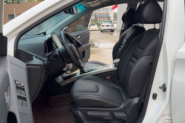 Used Luxgen U6 SUV 2018 1.8T Classic Comfort Edition Left Front Seat