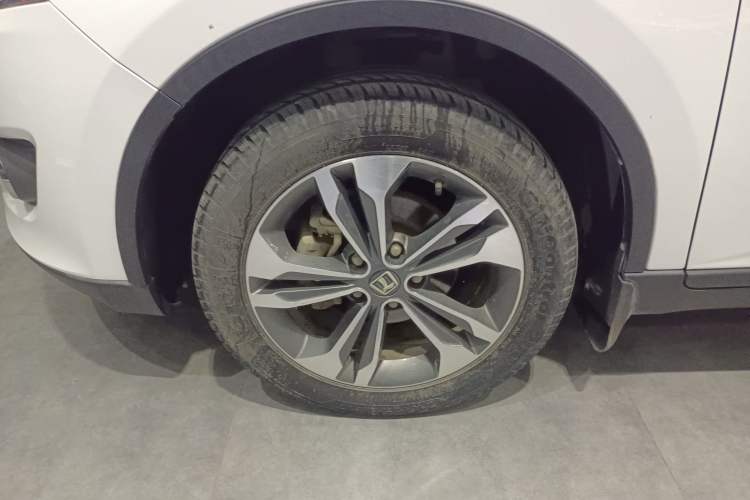 Used Luxgen U6 SUV 2018 1.8T Classic Sunroof Edition Left Front Wheel Hub