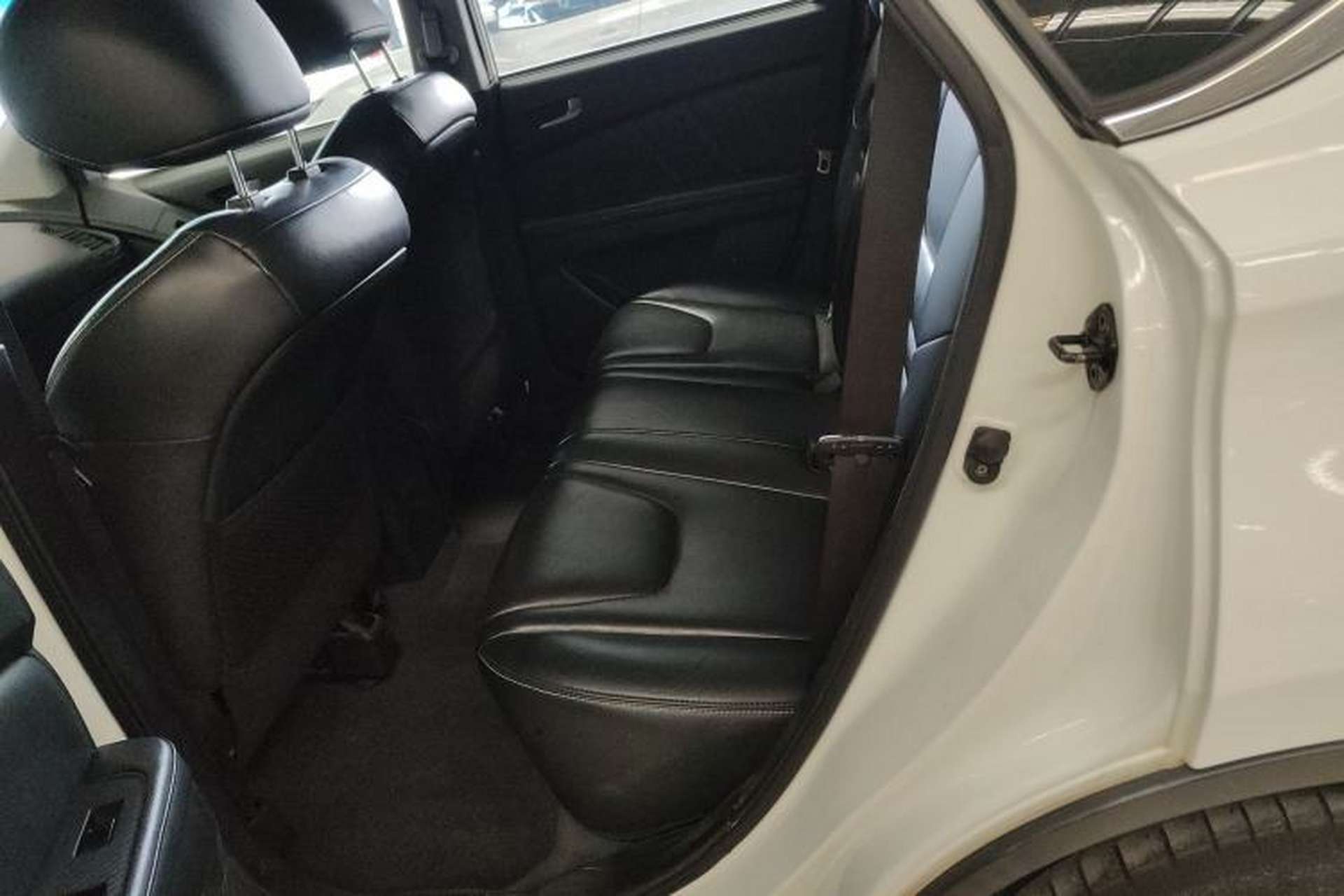 Used Luxgen U6 SUV 2018 1.8T Classic Comfort Edition Left Rear Seat