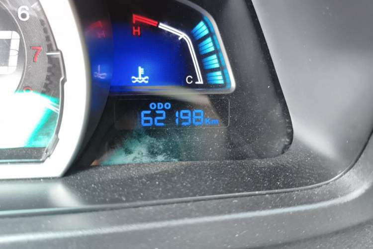 Used Luxgen U6 SUV 2018 1.8T Classic Sunroof Edition Odometer Close Up