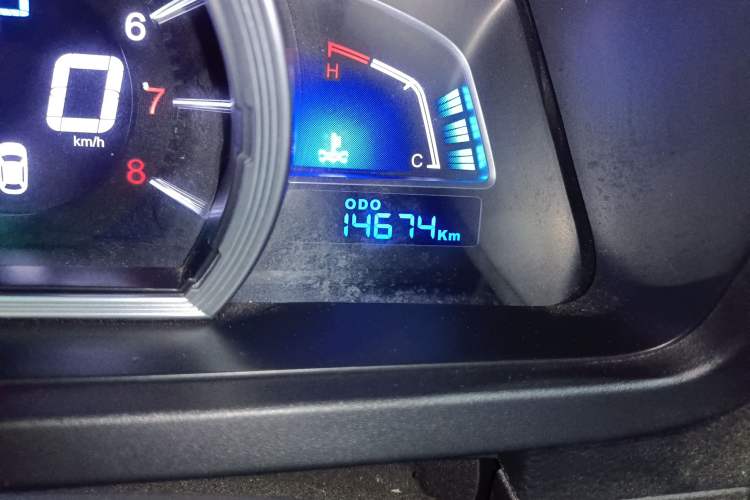 Used Luxgen U6 SUV 2018 1.8T Classic Sunroof Edition Odometer Close Up