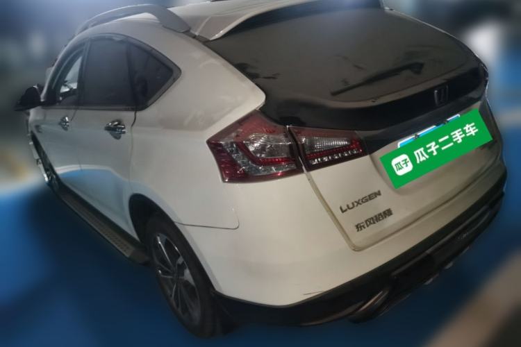 Used Luxgen U6 SUV 2018 1.8T Classic Comfort Edition Rear Left 45 Deg