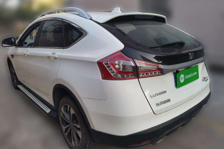Used Luxgen U6 SUV 2018 1.8T Classic Sunroof Edition Rear Left 45 Deg