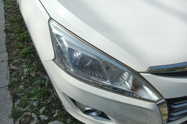 Used Luxgen U6 SUV 2018 1.8T Classic Edition Right Front Headlight