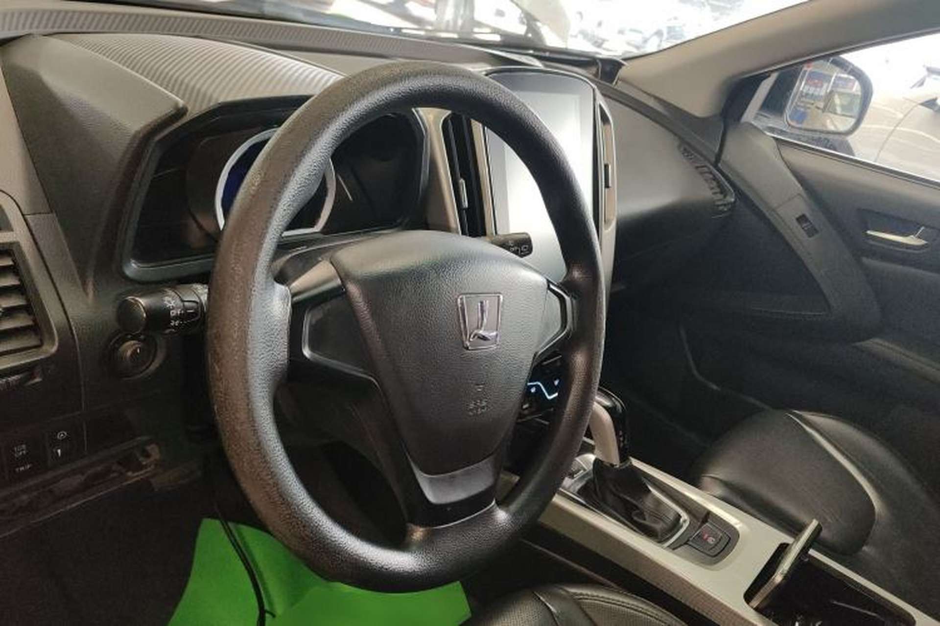 Used Luxgen U6 SUV 2018 1.8T Classic Comfort Edition Steering Wheel
