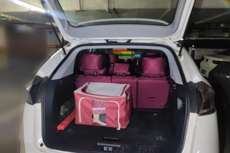 Used Luxgen U6 SUV 2018 1.8T Classic Sunroof Edition Trunk
