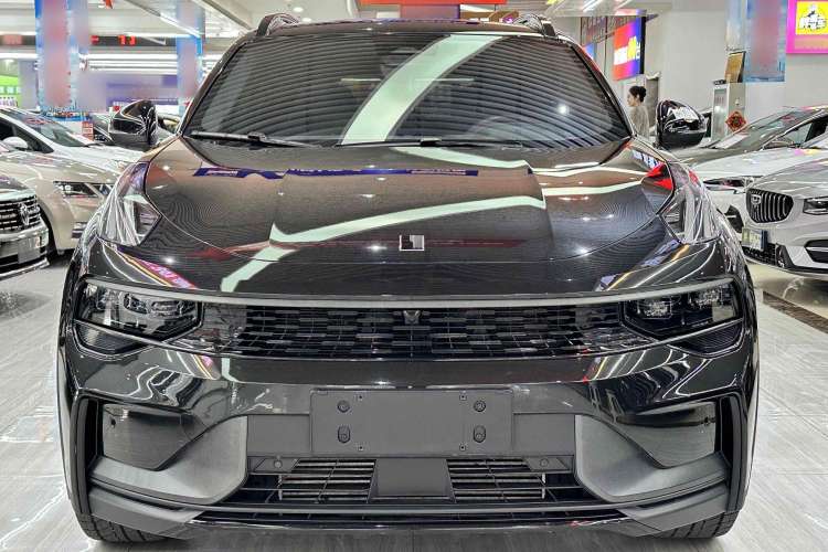 Used Lynk & Co 01 2023 2.0TD Four-Wheel Drive Dark Night Edition Exterior 1