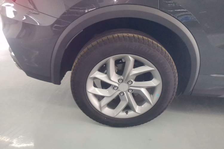 Used Lynk & Co 01 2023 2.0TD Two-Wheel Drive Asian Games Edition Right Rear Wheel Hub