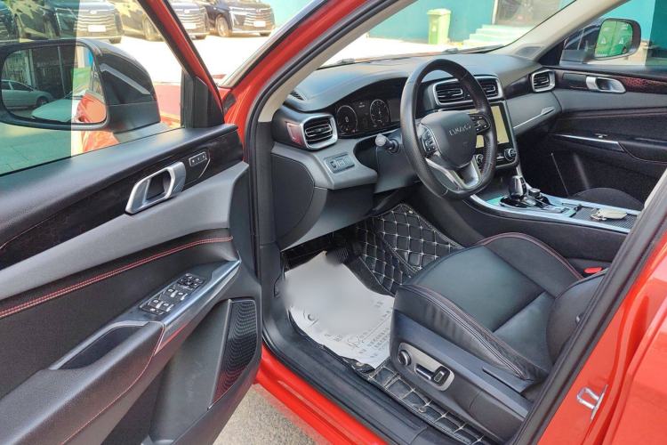 Used Lynk & Co 01 2017 2.0T Four-Wheel Drive Pro Edition Interior 2