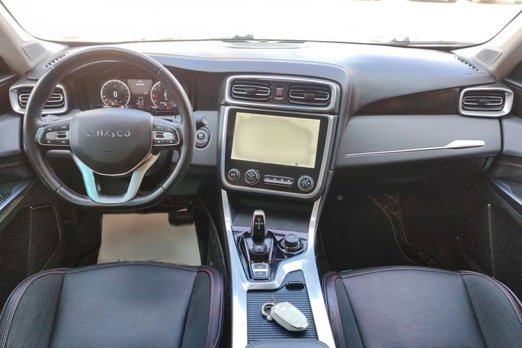 Used Lynk & Co 01 2017 2.0T Four-Wheel Drive Pro Edition Interior 3