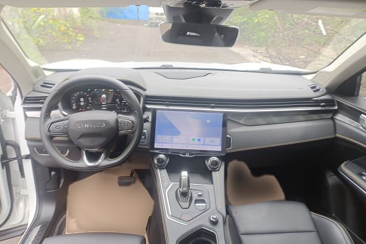 Used Lynk & Co 01 2023 2.0TD Two-Wheel Drive Asian Games Edition Center Console