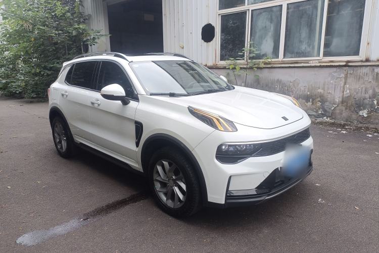 Used Lynk & Co 01 2023 2.0TD Two-Wheel Drive Asian Games Edition Front Right 45 Deg