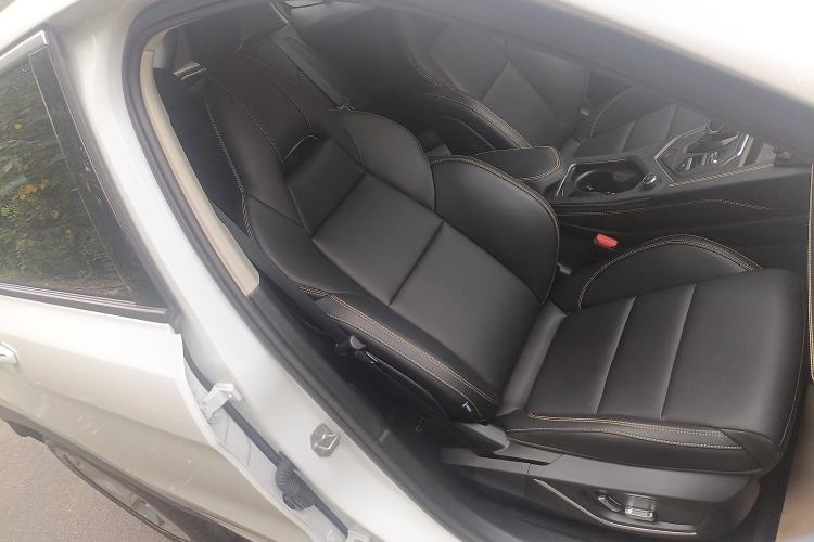 Used Lynk & Co 01 2023 2.0TD Two-Wheel Drive Asian Games Edition Right Front Seat