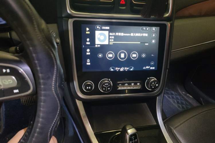 Used Lynk & Co 01 2017 2.0T Two-Wheel Drive Pro Edition Audio And AC Panel