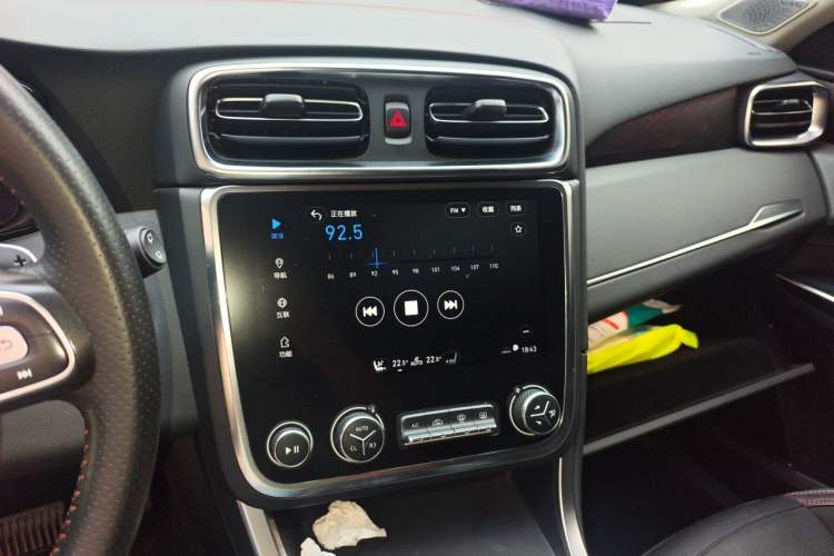 Used Lynk & Co 01 2017 2.0T Four-Wheel Drive Pro Edition Audio And AC Panel