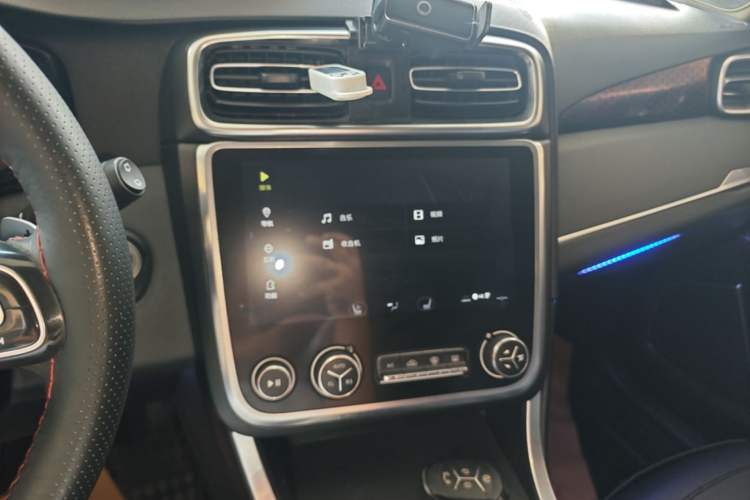 Used Lynk & Co 01 2017 2.0T Four-Wheel Drive Pro Edition Audio And AC Panel