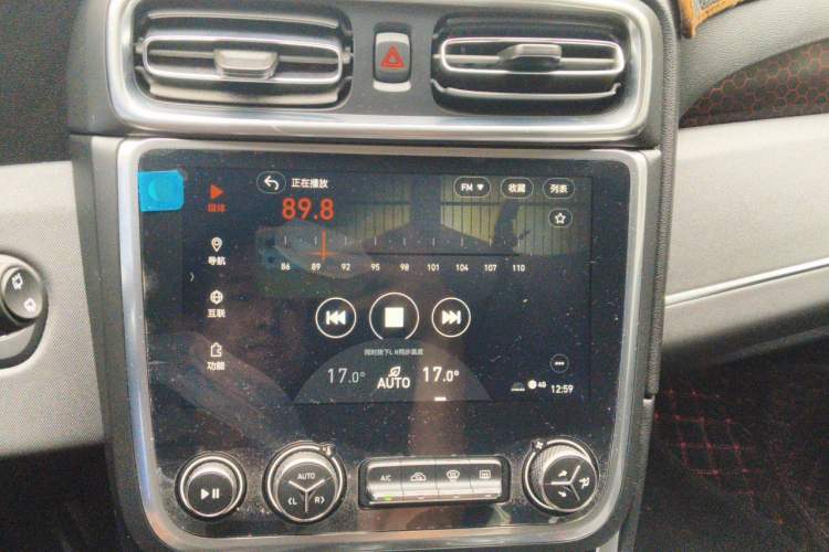 Used Lynk & Co 01 2017 2.0T Four-Wheel Drive Pro Edition Audio And AC Panel