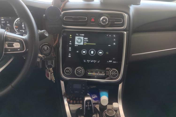 Used Lynk & Co 01 2017 2.0T Four-Wheel Drive Pro Edition Audio And AC Panel