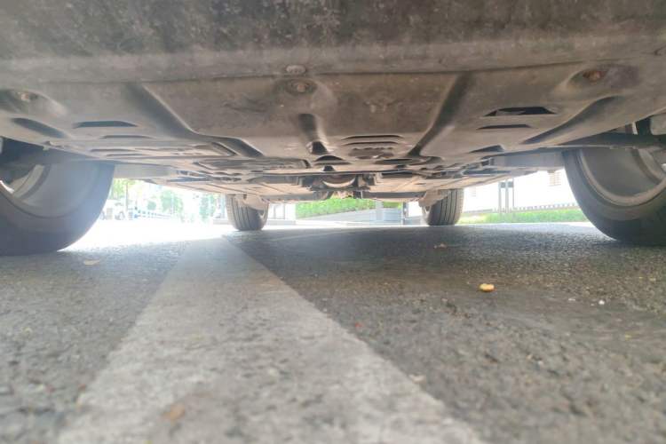 Used Lynk & Co 01 2017 2.0T Two-Wheel-Drive Version Chassis Front