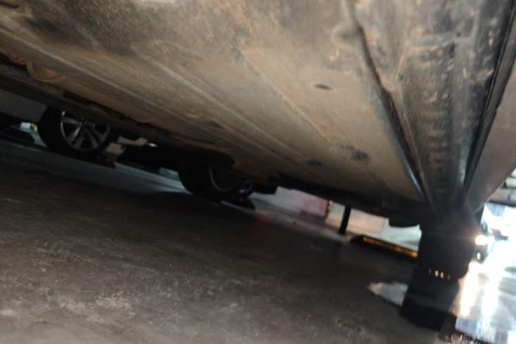 Used Lynk & Co 01 2017 2.0T Two-Wheel Drive Pro Edition Chassis Front Left