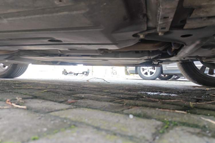 Used Lynk & Co 01 2017 2.0T Two-Wheel Drive Zhaopu Version Chassis Front Right