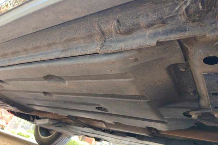 Used Lynk & Co 01 2017 2.0T Two-Wheel-Drive Version Chassis Front Right