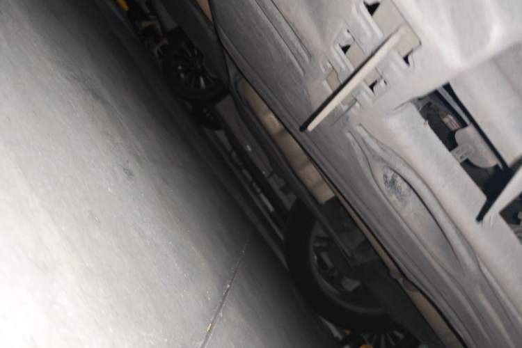 Used Lynk & Co 01 2017 2.0T Two-Wheel Drive Pro Edition Chassis Rear Left