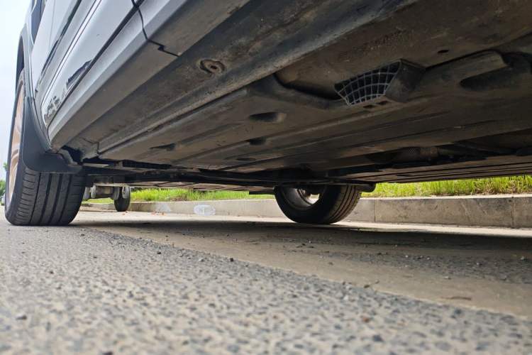 Used Lynk & Co 01 2017 2.0T Two-Wheel Drive Pro Edition Chassis Rear Left