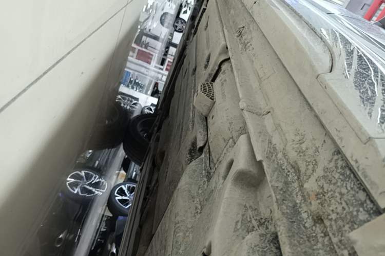 Used Lynk & Co 01 2017 2.0T Two-Wheel Drive Pro Edition Chassis Rear Left
