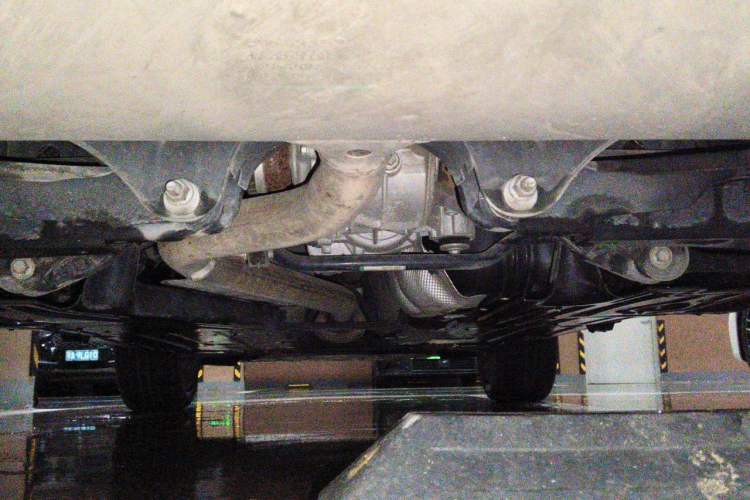 Used Lynk & Co 01 2017 2.0T Four-Wheel Drive Pro Edition Chassis Rear