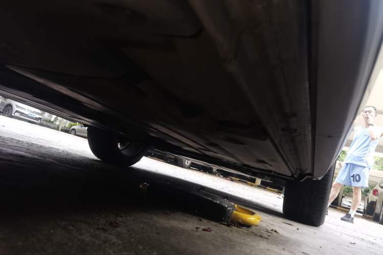 Used Lynk & Co 01 2017 2.0T Two-Wheel Drive Pro Edition Chassis Rear Right