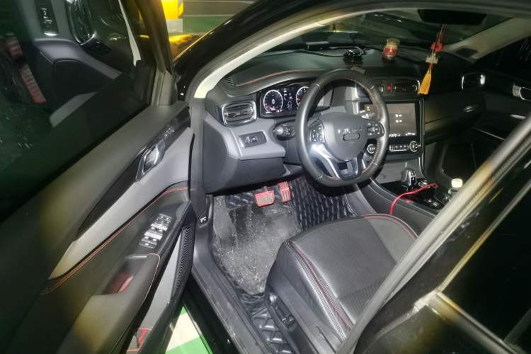 Used Lynk & Co 01 2017 2.0T Four-Wheel Drive Pro Edition Driver Seat