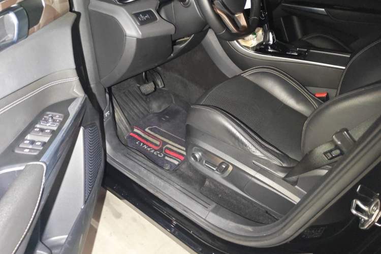 Used Lynk & Co 01 2017 2.0T Two-Wheel Drive Pro Edition Driver Seat