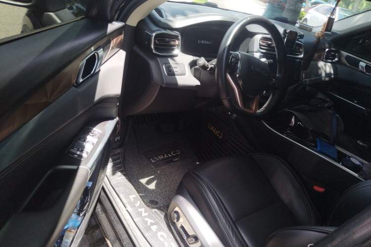 Used Lynk & Co 01 2017 2.0T Two-Wheel Drive Pro Edition Driver Seat