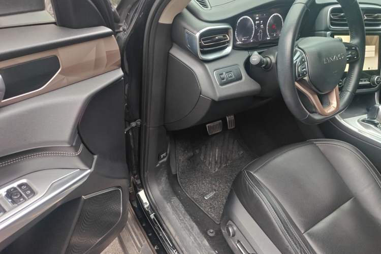 Used Lynk & Co 01 2017 2.0T Two-Wheel Drive Pro Edition Driver Seat