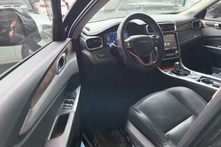 Used Lynk & Co 01 2017 2.0T Two-Wheel Drive Pro Edition Driver Seat