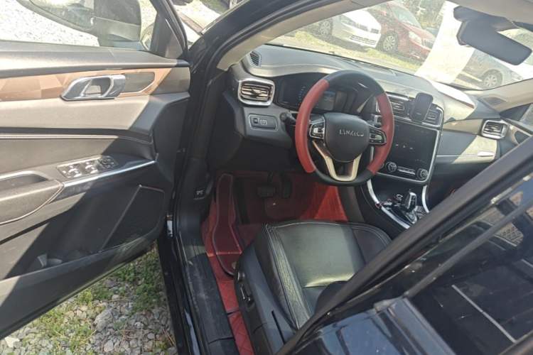 Used Lynk & Co 01 2017 2.0T Two-Wheel Drive Pro Edition Driver Seat