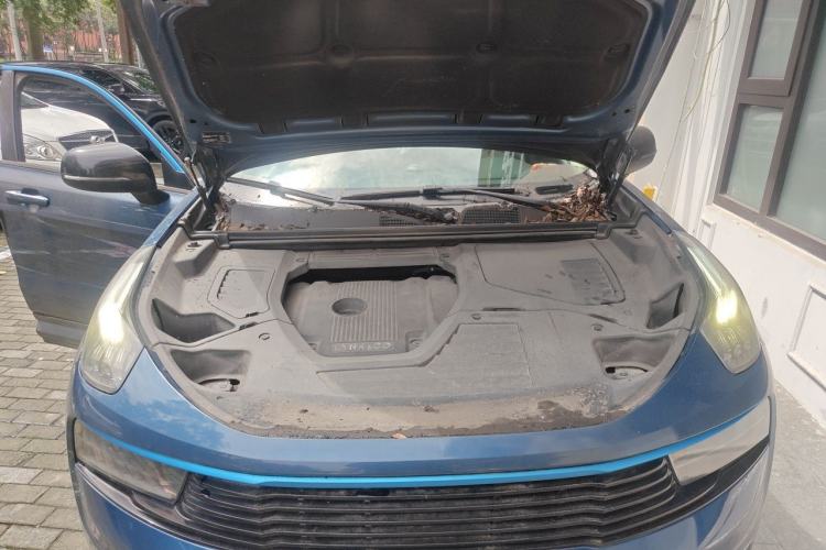 Used Lynk & Co 01 2017 2.0T Two-Wheel Drive Zhaopu Version Engine Bay