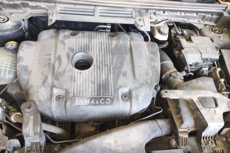 Used Lynk & Co 01 2017 2.0T Two-Wheel Drive Pro Edition Engine Bay
