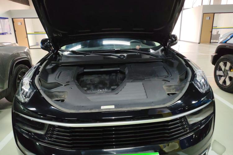 Used Lynk & Co 01 2017 2.0T Two-Wheel Drive Pro Edition Engine Bay