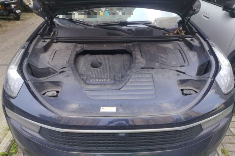 Used Lynk & Co 01 2017 2.0T Four-Wheel Drive Pro Edition Engine Bay