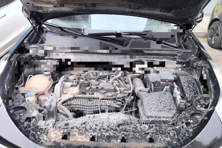 Used Lynk & Co 01 2017 2.0T Two-Wheel-Drive Version Engine Bay