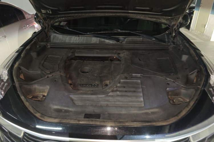 Used Lynk & Co 01 2017 2.0T Two-Wheel Drive Pro Edition Engine Bay