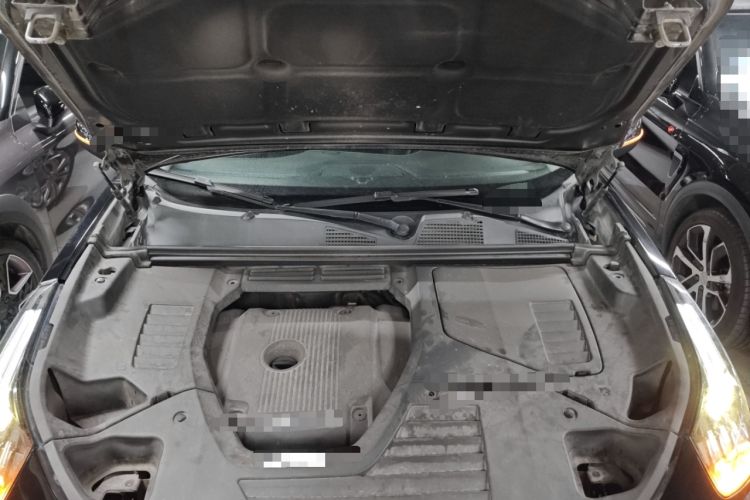 Used Lynk & Co 01 2017 2.0T Two-Wheel Drive Pro Edition Engine Bay