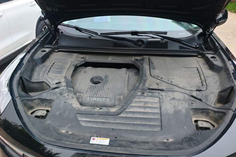 Used Lynk & Co 01 2017 2.0T Four-Wheel Drive Pro Edition Engine Bay