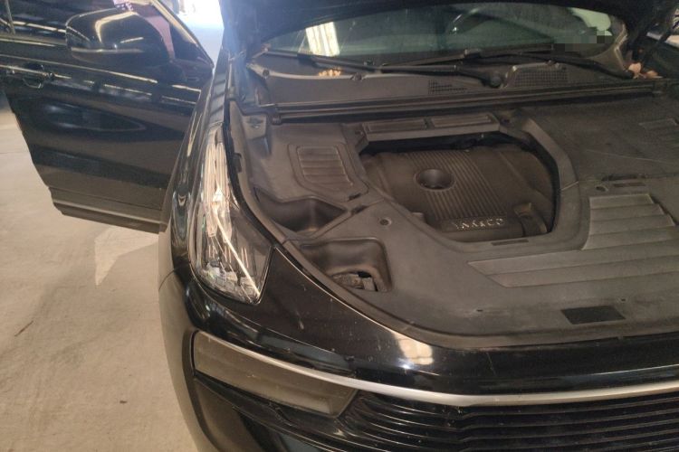 Used Lynk & Co 01 2017 2.0T Two-Wheel Drive Pro Edition Engine Bay Right