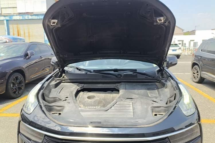 Used Lynk & Co 01 2017 2.0T Two-Wheel Drive Pro Edition Engine Bay