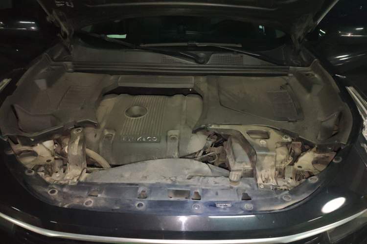 Used Lynk & Co 01 2017 2.0T Two-Wheel Drive Pro Edition Engine Bay