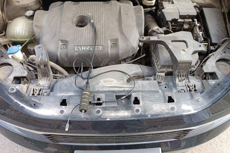 Used Lynk & Co 01 2017 2.0T Two-Wheel-Drive Version Engine Bay